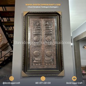 Replika Pintu Ka'bah dari Tembaga: Karya Seni Islami Handmade oleh David Copper Craft